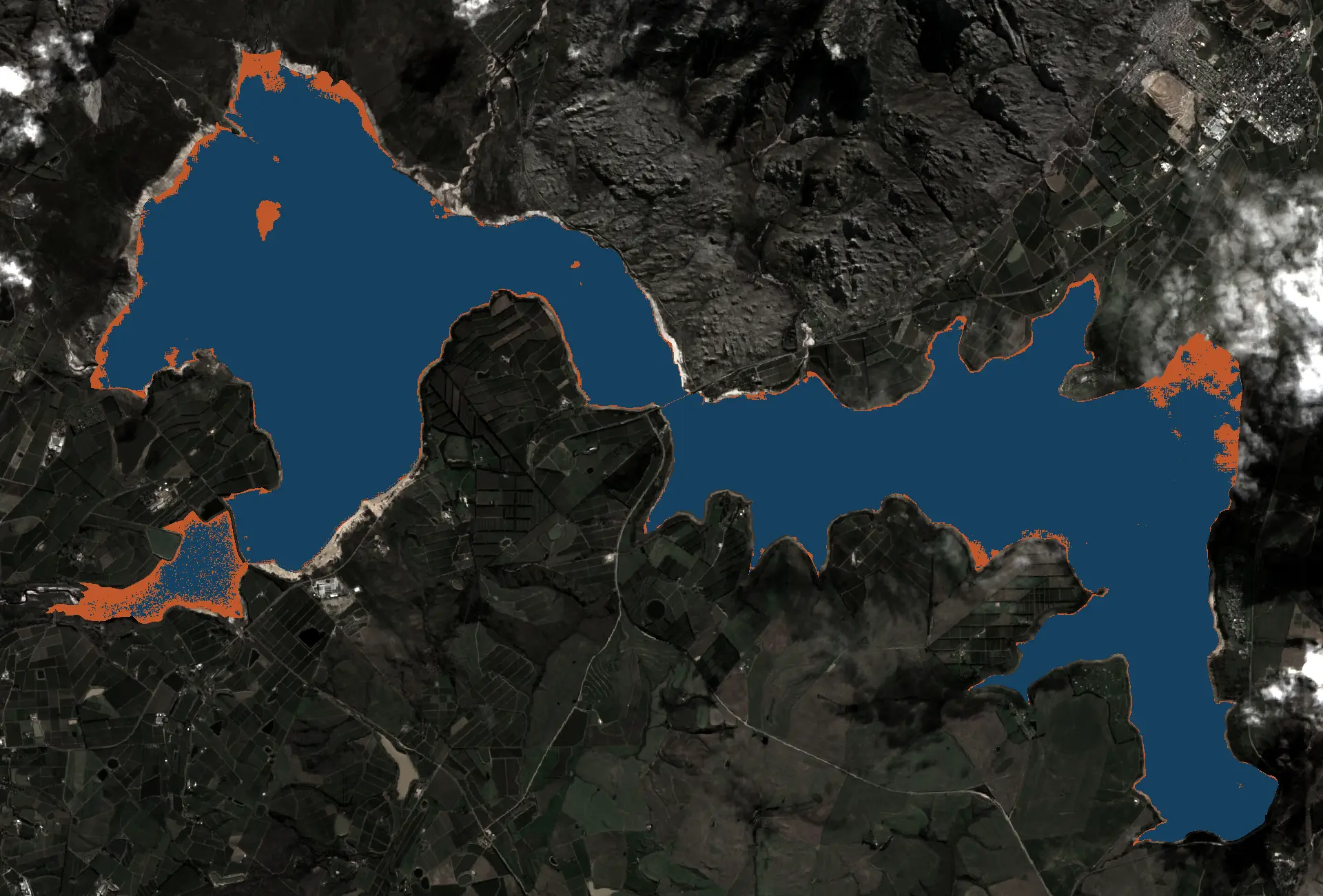 Sentinel-2 satellite image of a nearly full Theewaterskloof Dam, June 2026.